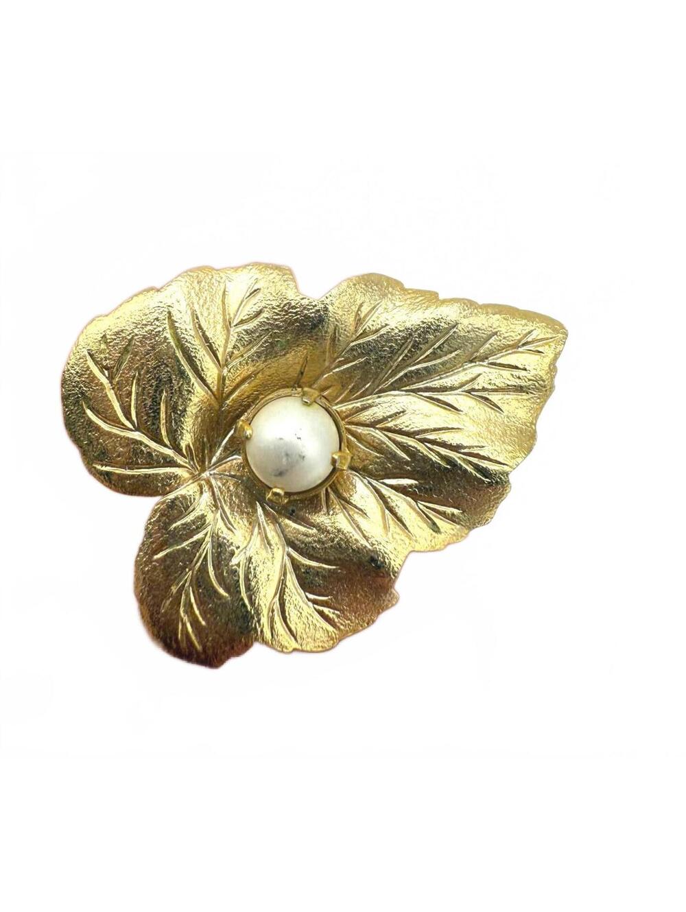Vintage Gold Leaf Brooch with Central Faux Pearl